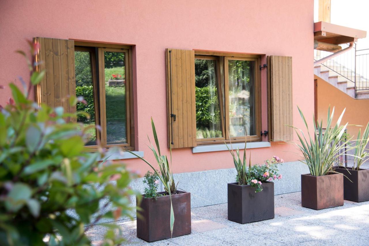 La Casa Di Emy Villa Solto Collina Eksteriør bilde